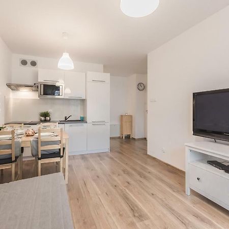Apartament Solna108 كولوبرزيغ المظهر الخارجي الصورة